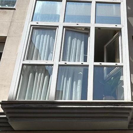 Апартаменти El Balconcillo - Lujo En Pleno Centro De Gijon - Grupo Querbes Екстер'єр фото